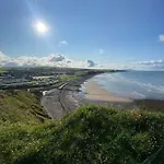 Prázdninový dům Moon Cottage, 3 Bedroom *