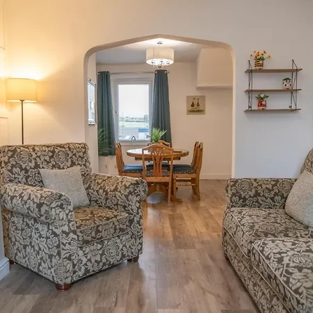 Tatil Evi Moon Cottage, 3 Bedroom *